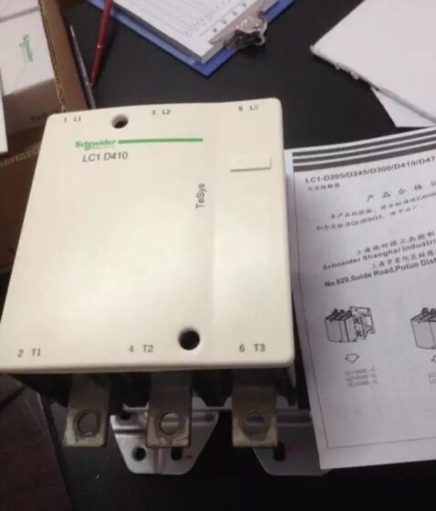 Schneider LC1F500 AC contactor