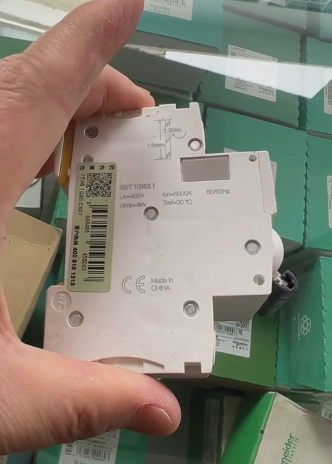 Schneider IC65N C20A series miniature residual current circuit breakers