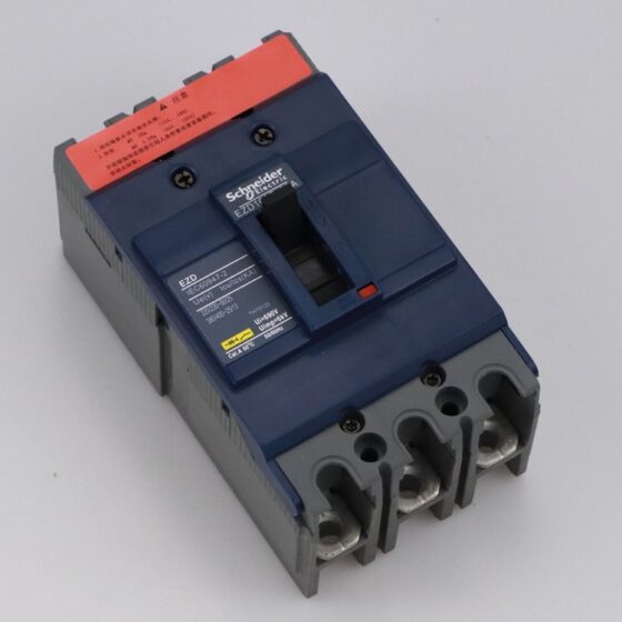 Schneider low-voltage molded case circuit breaker EZD100B3015MAN