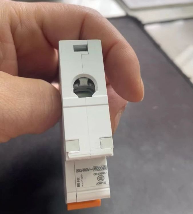 Schneider MCB-EA9AN4C20