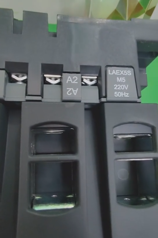 Schneider LC1E180M5N AC Contactor