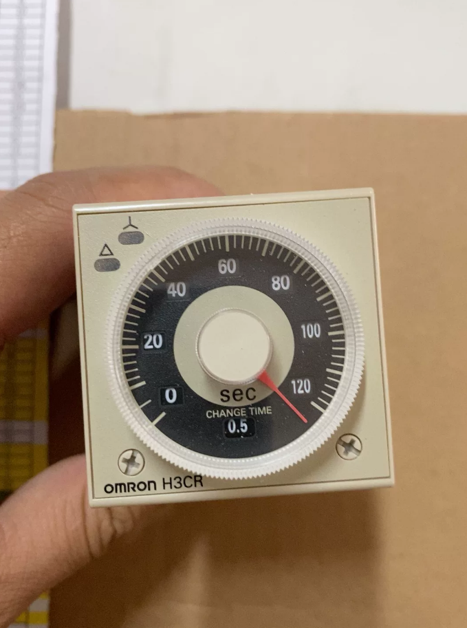 Omron H3CR-A8 Multi-functional Solid-State Timer