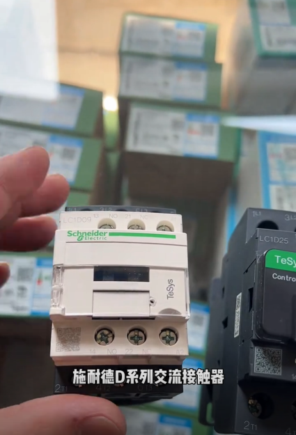 Schneider Electric LC1D25 Contactor