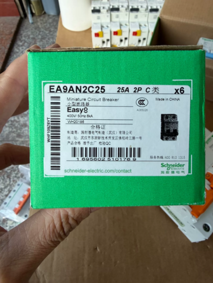 Schneider EA9AN2C25 Miniature Circuit Breaker