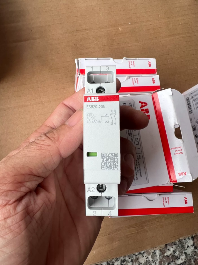 ABB ESB20-20N-06 contactor
