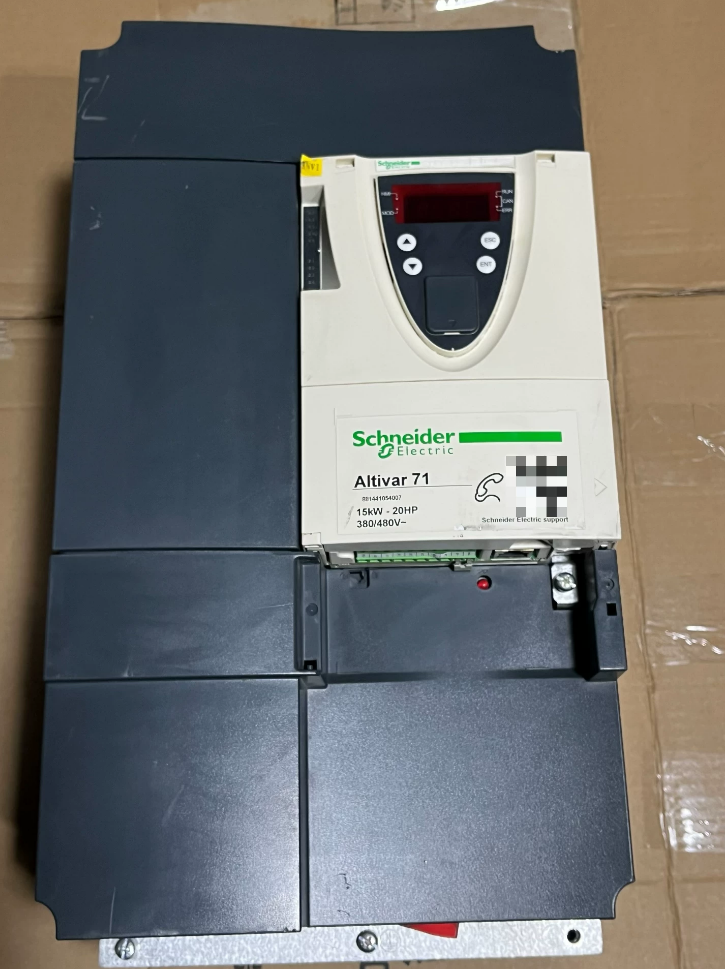 Schneider Electric ATV71HD15N4Z Inverter Drive