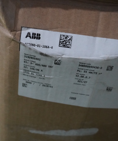 ABB ACS580-01-106A-4 Inverter