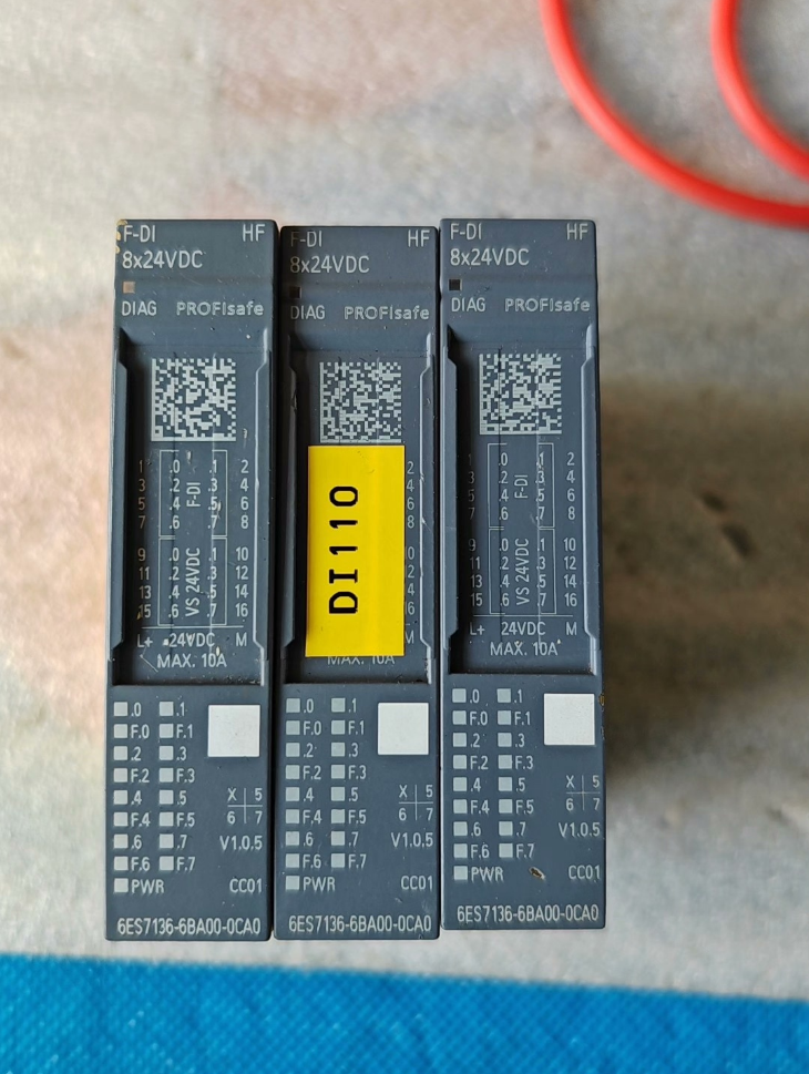 SIEMENS 6ES7136-6BA0-0CA0