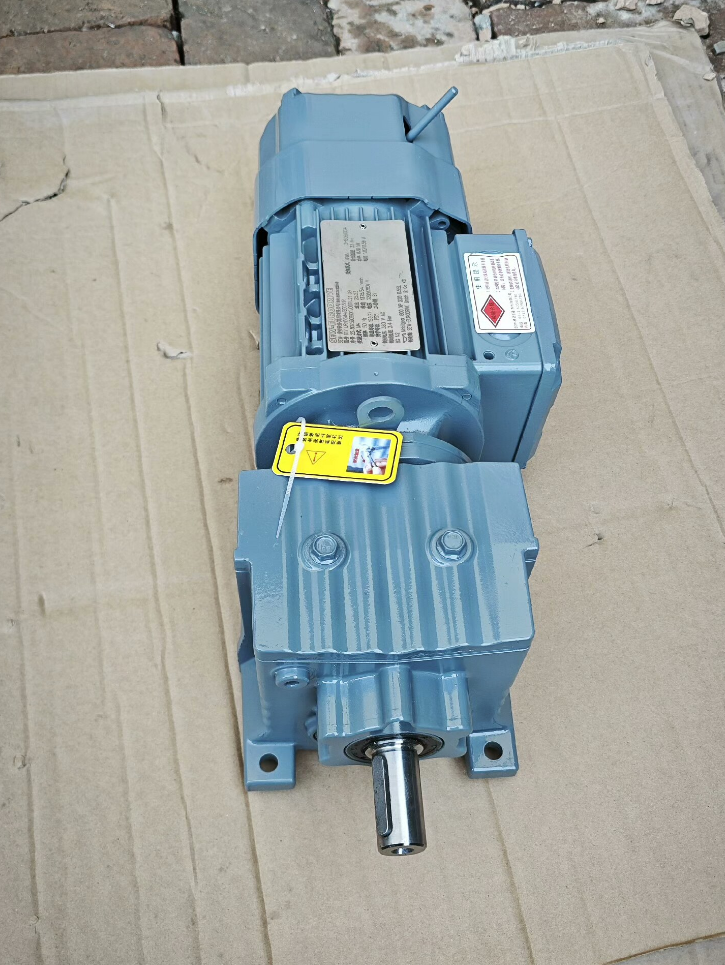 SEW R17-DRN63M4-BE03HR gear motor