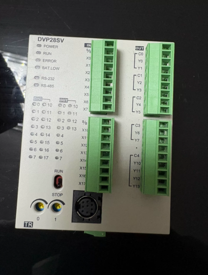Delta DVP28SV11S2 is a 28-point motion control PLC main unit of the DVP‑SV2 series, belonging to Delta’s Slim series of compact PLCs. It is designed for high‑precision positioning control applications and is especially suitable for automated equipment requiring servo/stepper motor control.