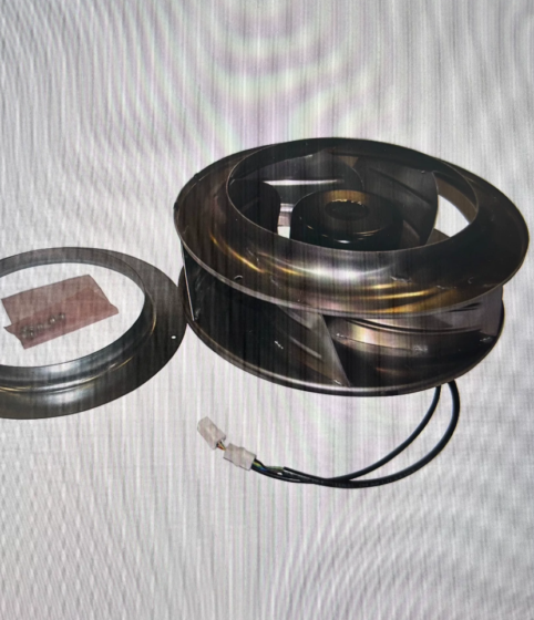 SK-R1-FAN1-F8 is an inverter cooling fan kit manufactured by Allen‑Bradley (Rockwell Automation), designed as an internally mounted spare part specifically for PowerFlex 750 Series Frame 8 AC drives.