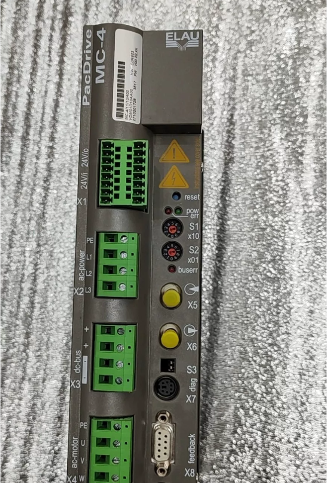 Schneider VDM01D10AA00 Servo Drive