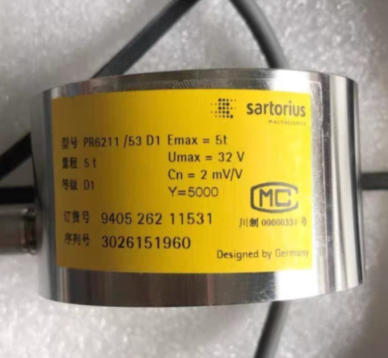 Sartorius PR6211/53D1 Compact Compression Load Cell This is a 5-ton compact compression load cell developed by Germany Sartorius (now owned by Minebea Intec), specially designed for tank and silo weighing. It features accuracy class D1 (0.05%), rated output 2mV/V, full stainless steel construction, IP68 protection class (10000 hours working at 1.5m water depth), wide operating temperature range from -40℃ to +95℃. It is compatible with PR6011/6012 mounting kits and certified with ATEX, FM, CSA, CE and RoHS. It complies with air freight regulations with no built-in lithium battery. Part No.: PR6211/53D1 (discontinued), replacement model: PR6212/53D1.
