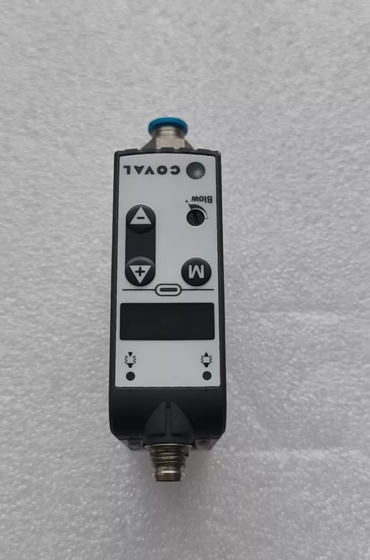 LEMAX90X14S is a smart vacuum generator with ASC Air Saving Control manufactured by COVAL France. It features 90% maximum vacuum degree, 1.4mm nozzle diameter, dual NC solenoid valve control (vacuum + blow-off), and dual M8 4-pin connectors. It is suitable for automated picking and material handling applications with remarkable energy-saving performance.