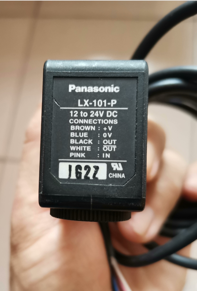  Panasonic LX-101-P Digital Color Mark Sensor