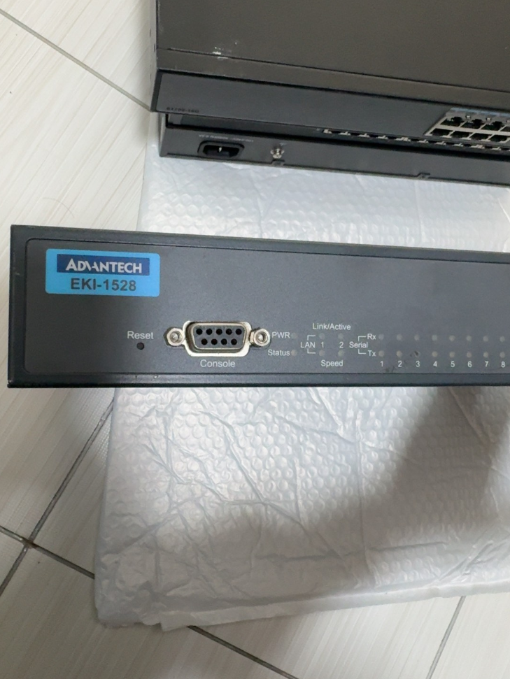  Advantech EKI-1526 16-Port Serial Device Server