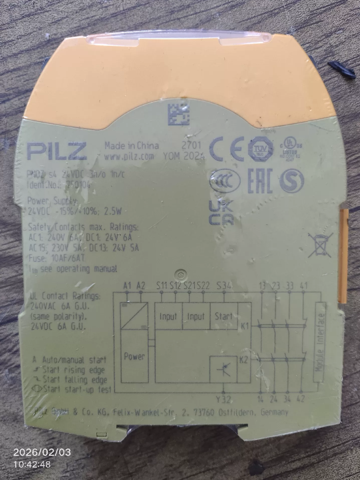  PILZ Safety Relay 750104 PNOZ s4