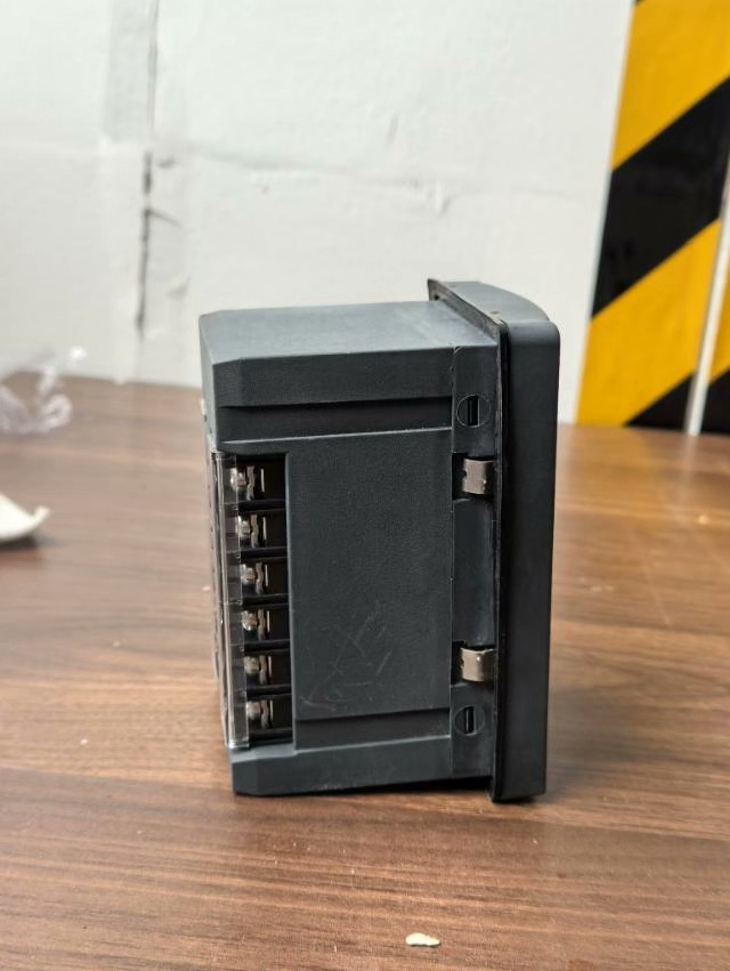 Schneider EGR-20UFCM Protection Relay