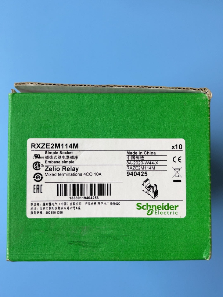  Schneider RXZE2M114M 14-pin Relay Socket
