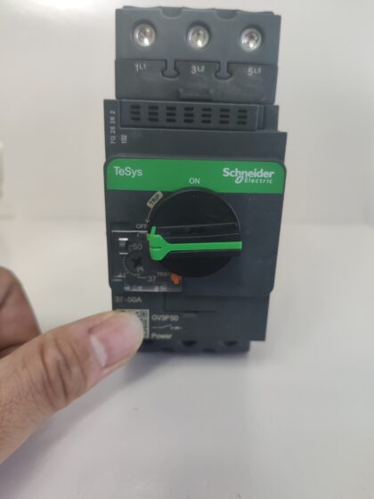The Schneider GV3P50 motor circuit breaker is an ideal choice for protecting 22kW three-phase motors. Featuring thermal-magnetic tripping, an adjustable current range of 37–50A, a breaking capacity of 100kA and IP20 ingress protection rating