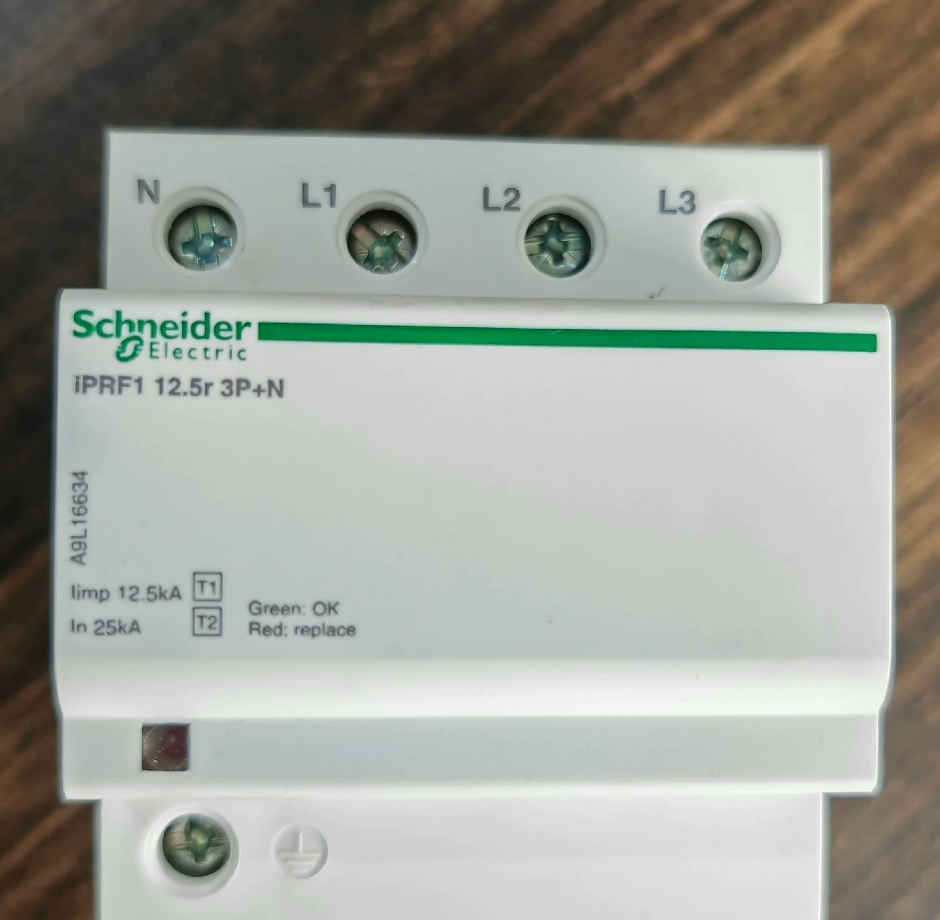 Schneider A9L16634 Surge Protective Device
