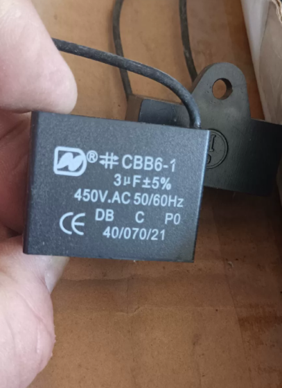 CBB61 3μF Motor Start & Faire fonctionner le condensateur CBB61 3μF Motor Start & Run Capacitor