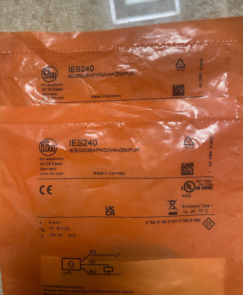 IFM IES240 Inductive Proximity Sensor