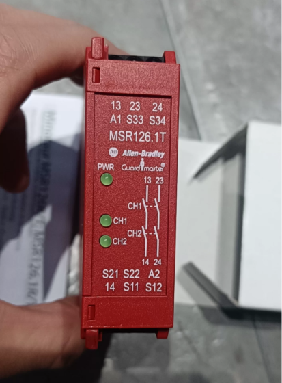 Allen‑Bradley 440R‑N23114 (MSR126.1T) セーフティリレー Allen‑Bradley 440R‑N23114 (MSR126.1T) Safety Relay