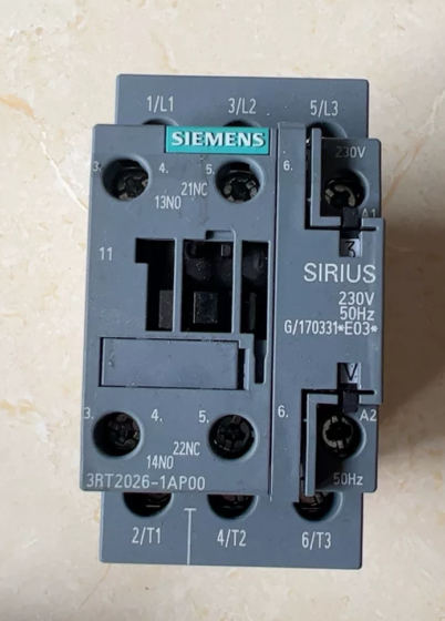 Siemens 3RT2026-1AP00 AC Contactor