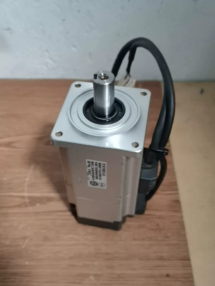 Panasonic MHMF042L1V2M AC Servo Motor