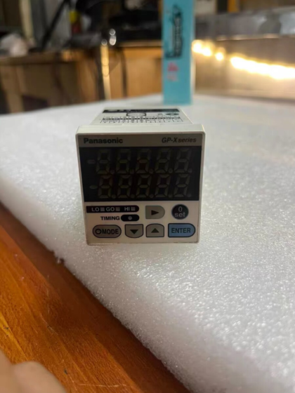 Panasonic GP-XC12ML Eddy Current Digital Displacement Sensor