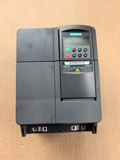 Siemens 6SE6440-2AD25-5CA1 Three-Phase Frequency Inverter