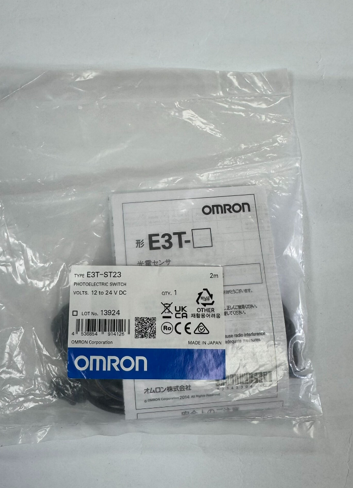 OMRON E3T-ST23M Photoelectric Sensor