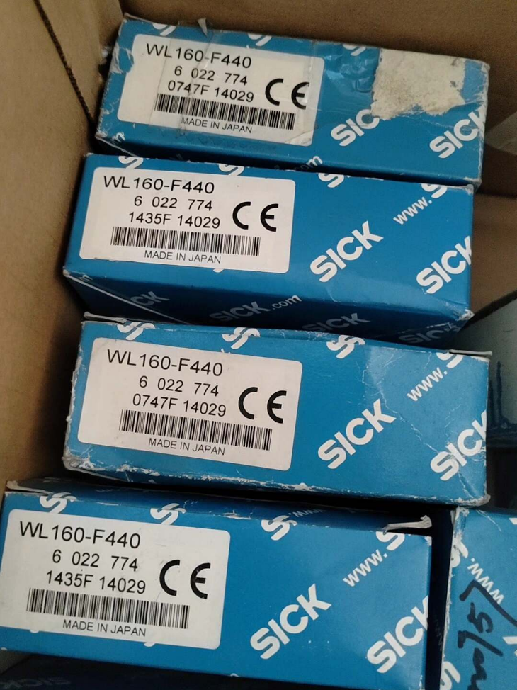 SICK WL160-F440 Photoelectric Sensor