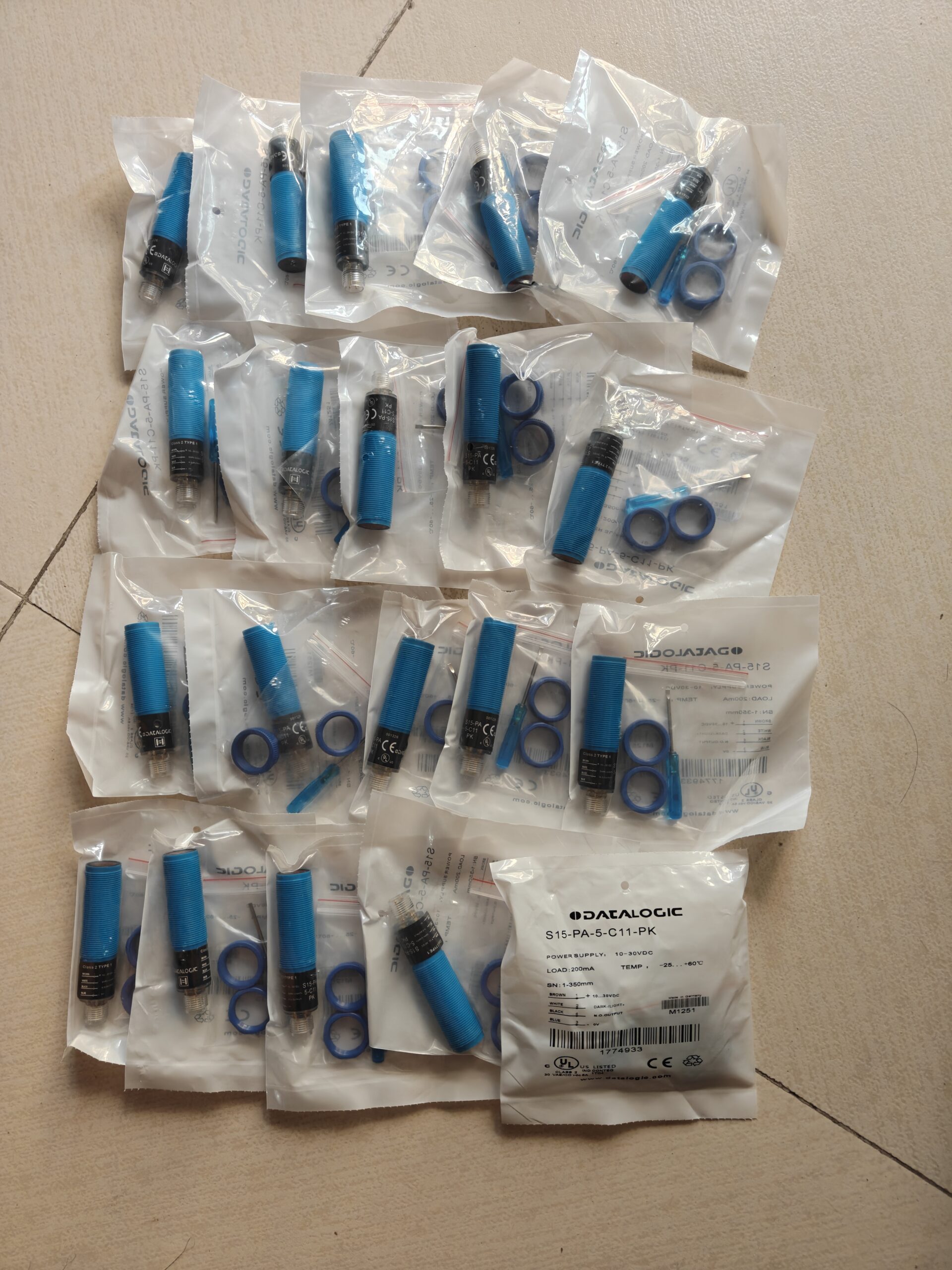 Datalogic  S15-PA-5-C11-PK sensor