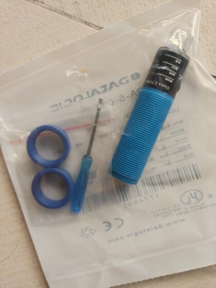 S15‑PA‑5‑C11‑PK Datalogic Order No.: 952301250 Product Type: M18 cylindrical diffuse‑reflective photoelectric sensor