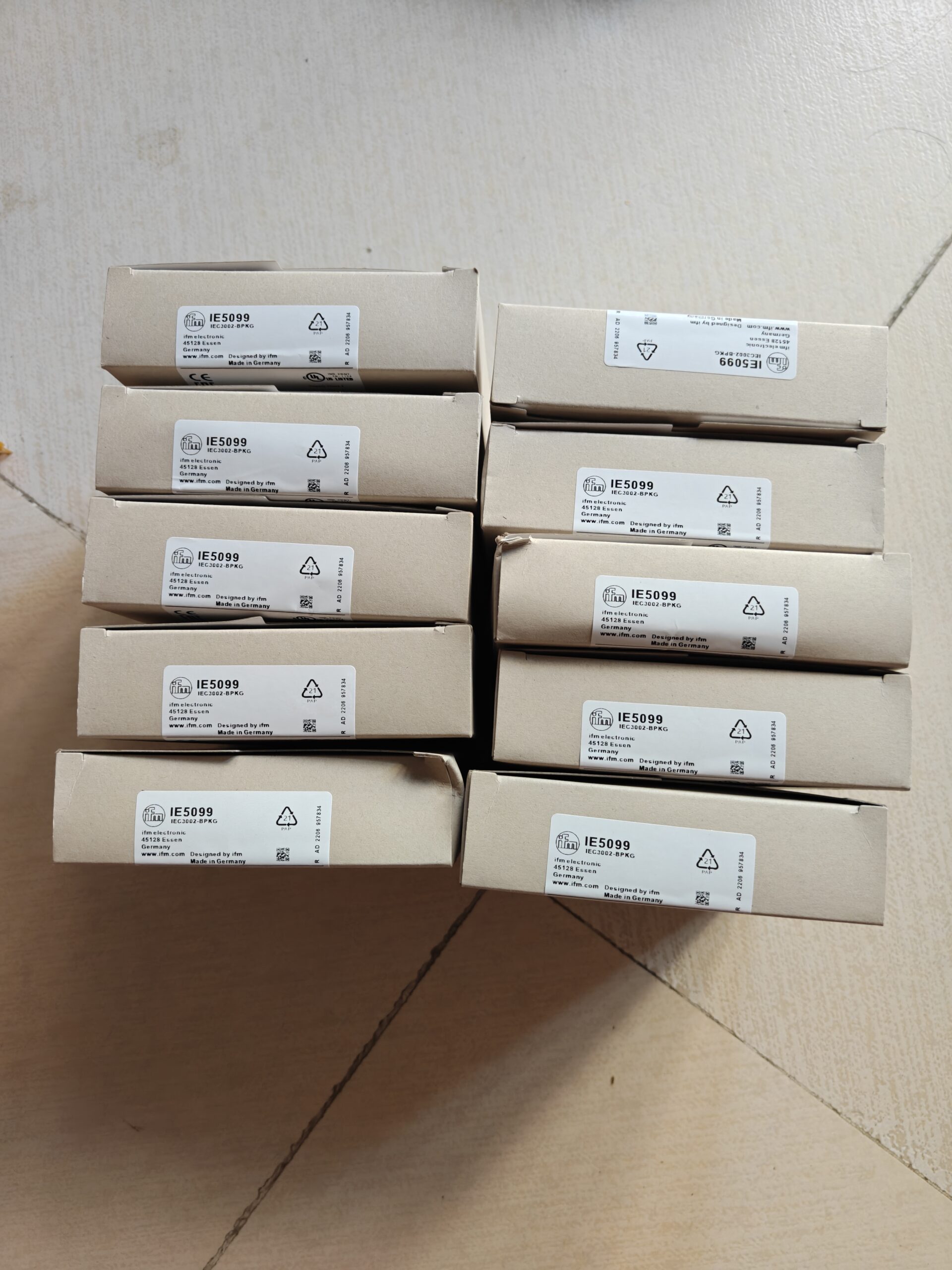 IFM IE5099 Inductive Proximity Sensor