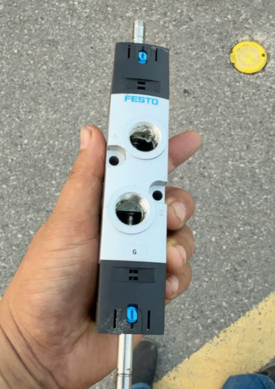 FESTO 575616 3/2‑Way Solenoid Valve FESTO 575616 3/2‑Way Solenoid Valve