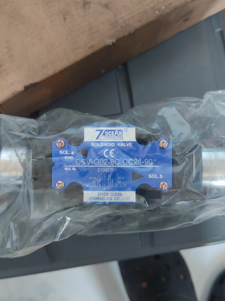 7OCEAN DSV-G02-2C-DC24-90 Solenoid Directional Valve