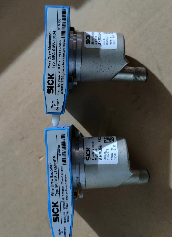 SICK BCG05L1KM01PP Displacement Sensor