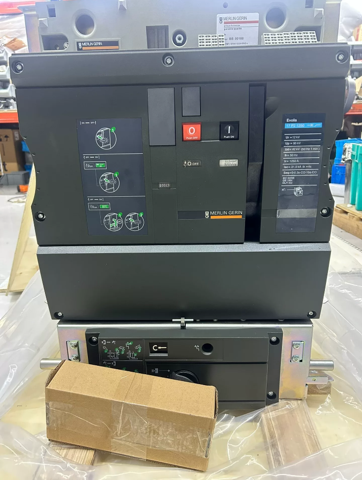  Schneider Evolis VCB 1250A Medium Voltage Vacuum Circuit Breake