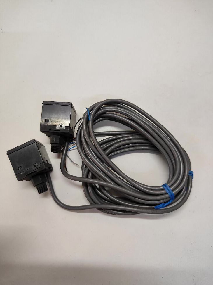  OMRON E8F2-A01 Digital Pressure Sensor