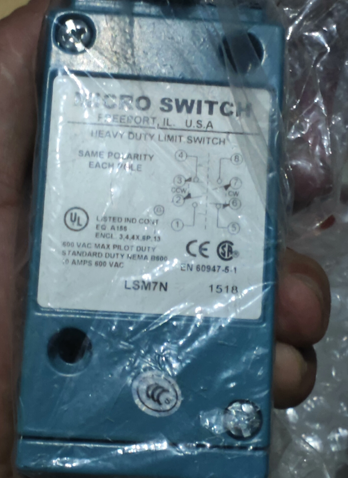 Honeywell LSM7N Heavy-Duty Side Rotary Limit Switch