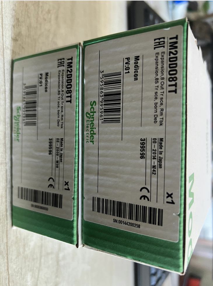 Schneider TM2DDO8TT Output Module