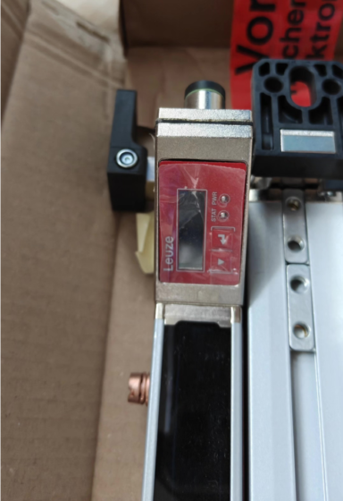 Leuze CML720i-T05-240.A-M12 Item No.: 50119370 Measuring light curtain transmitter (transmitter only, must be used with paired receiver
