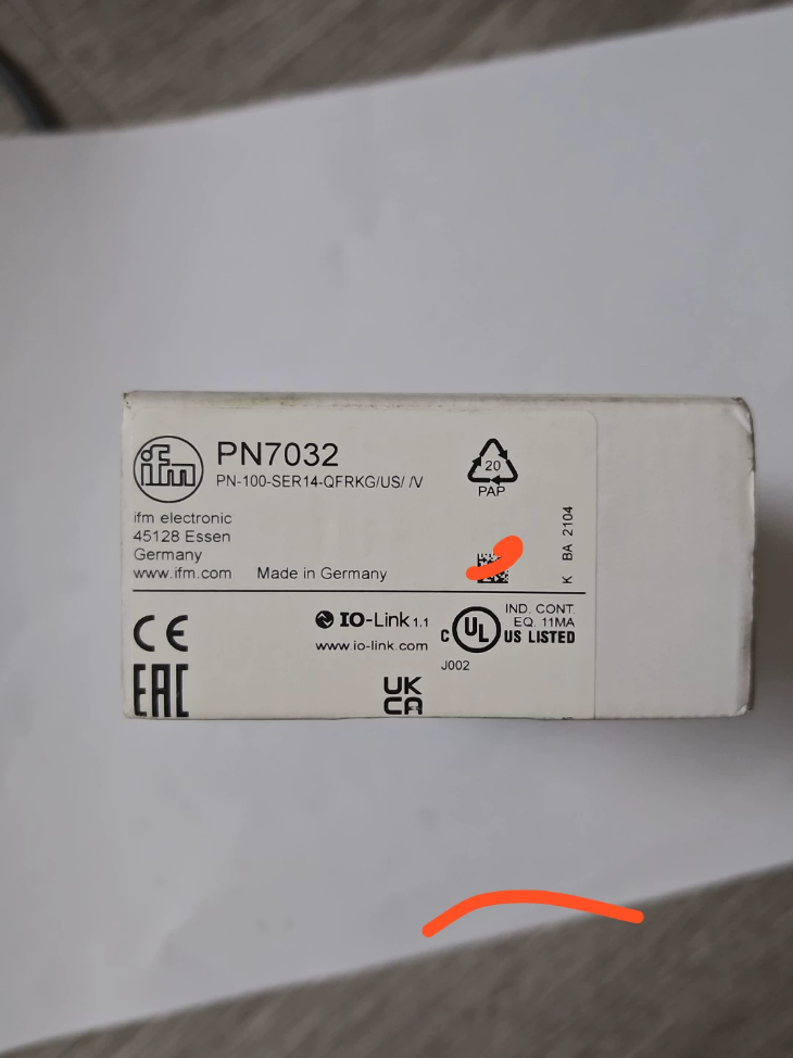 IFM PN7032 Pressure Sensor with Display
