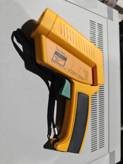 572-2 Fluke High Temperature Infrared Thermometer