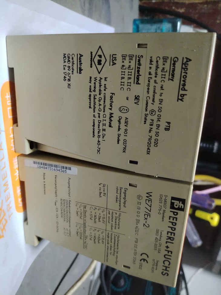  Pepperl+Fuchs WE77/Ex-2 Isolated Switch Amplifier